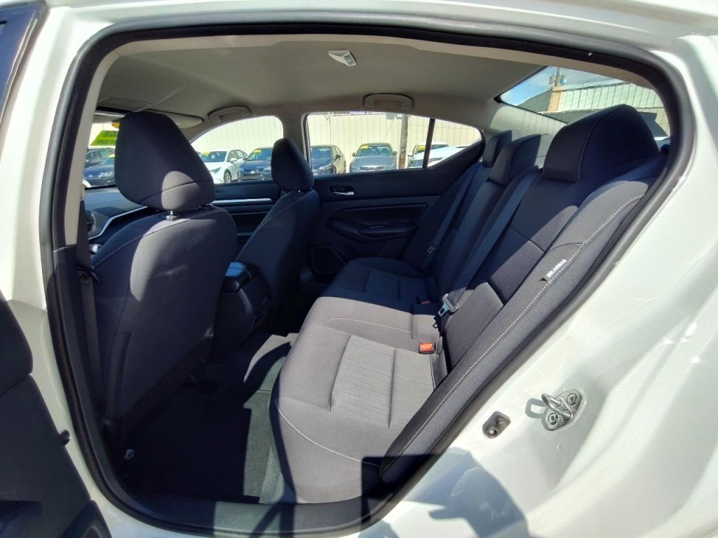 2022 Nissan Altima Image 29