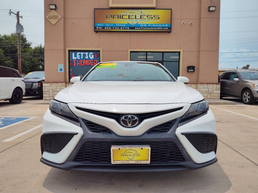 2021 Toyota Camry Image 9