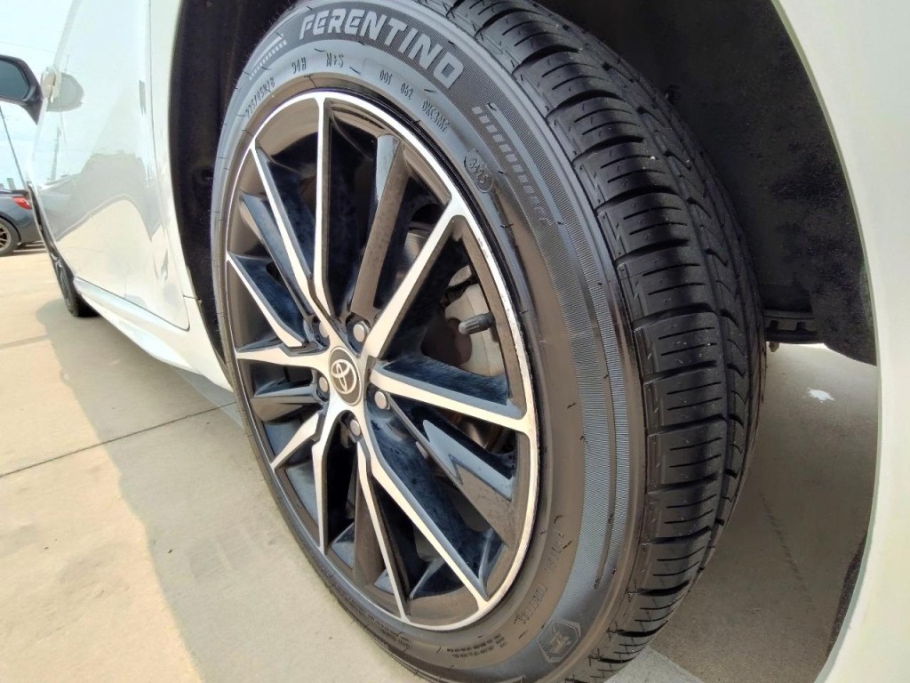 2021 Toyota Camry Image 11