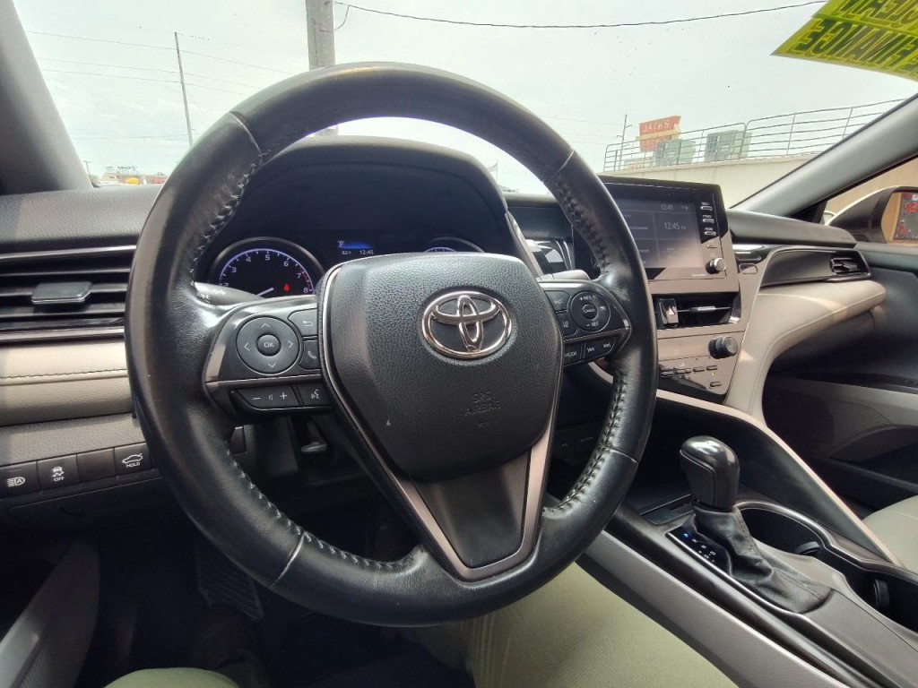 2021 Toyota Camry Image 18