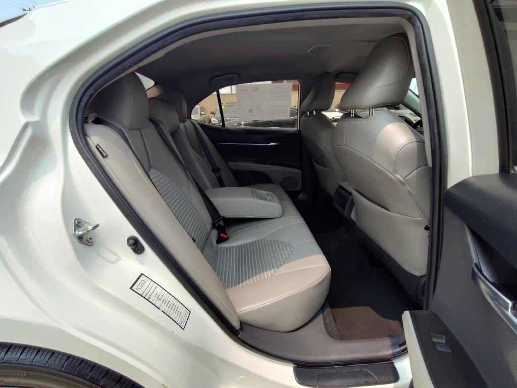 2021 Toyota Camry Image 36