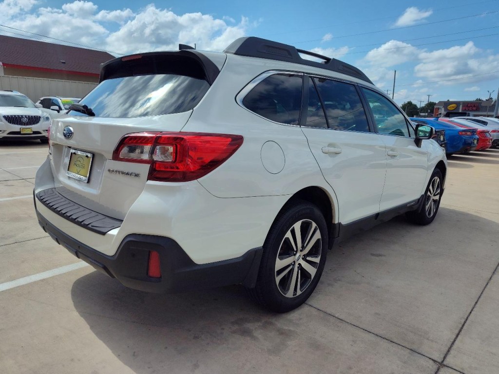 2018 Subaru Outback Image 4