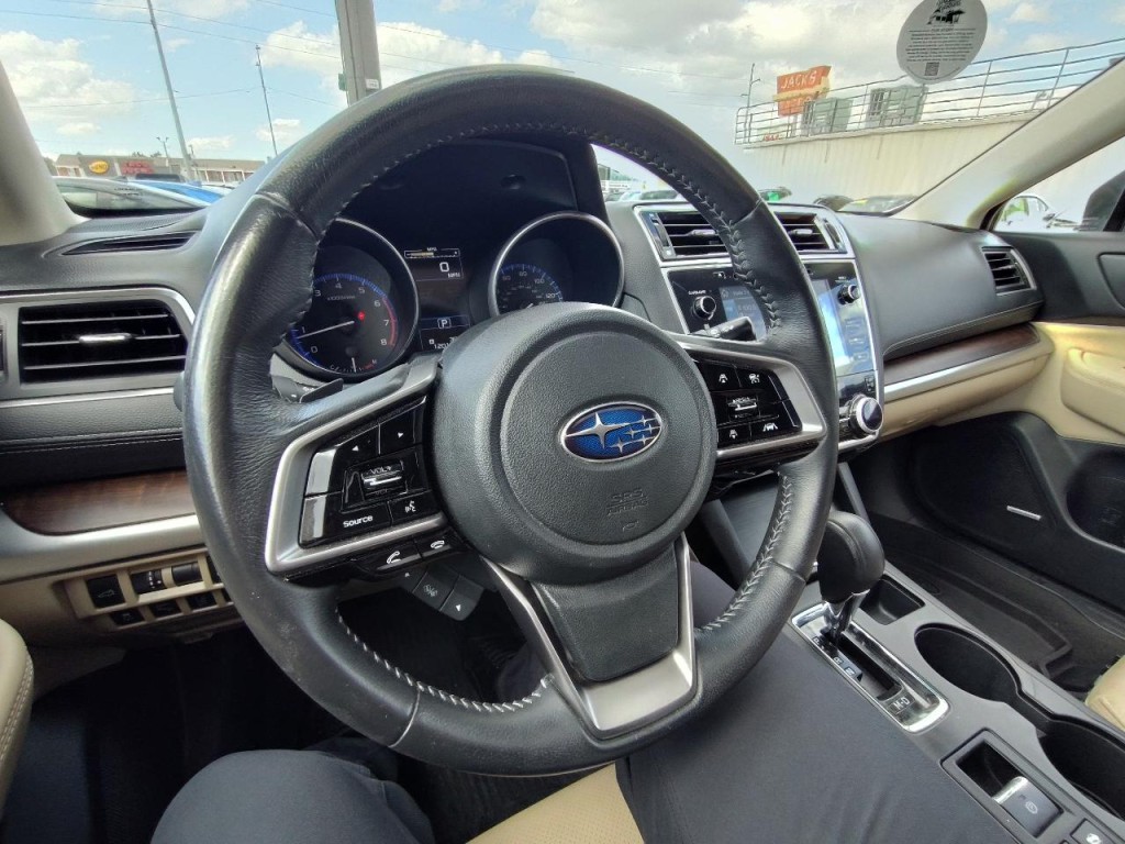 2018 Subaru Outback Image 19
