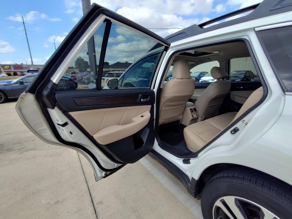 2018 Subaru Outback Image 30