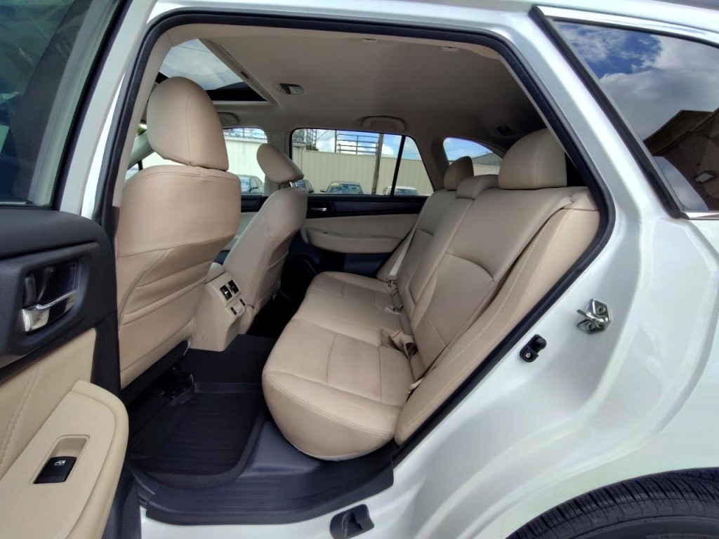 2018 Subaru Outback Image 31