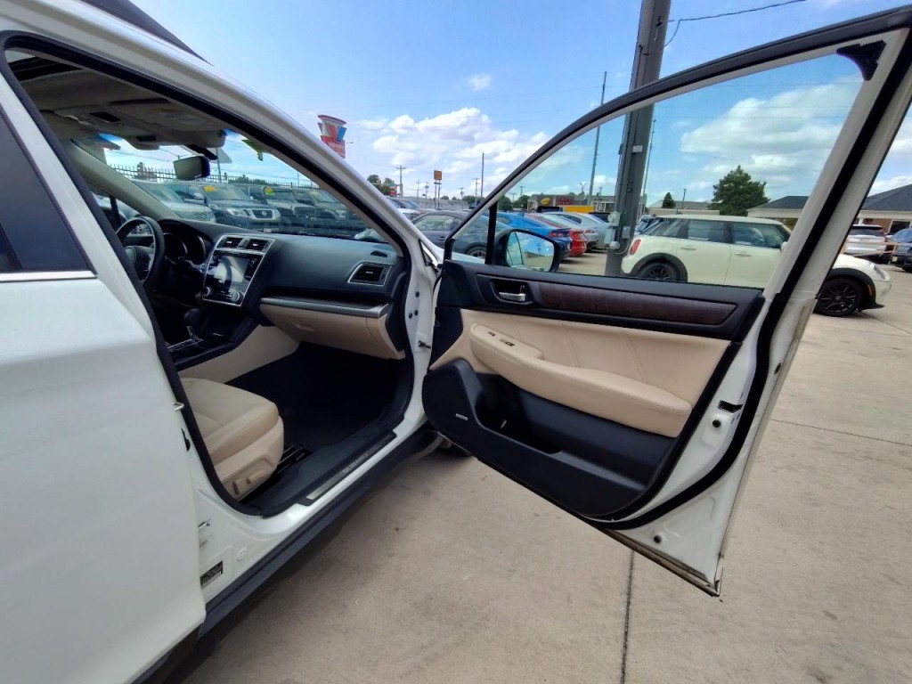 2018 Subaru Outback Image 43