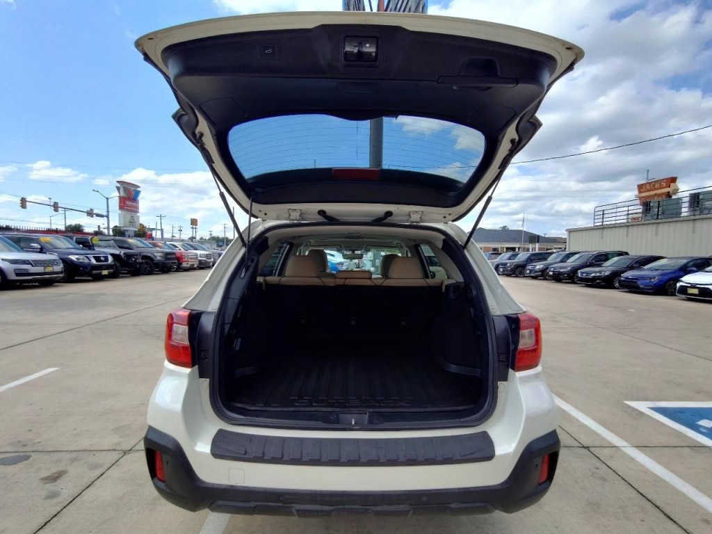 2018 Subaru Outback Image 47