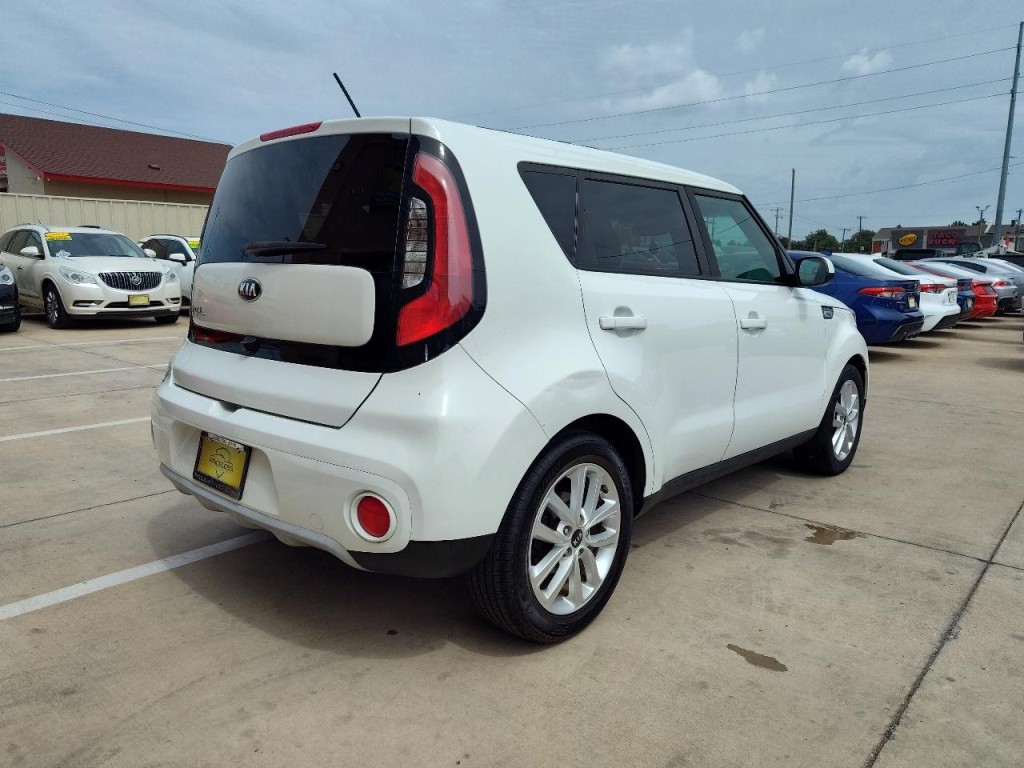 2019 Kia Soul Image 4