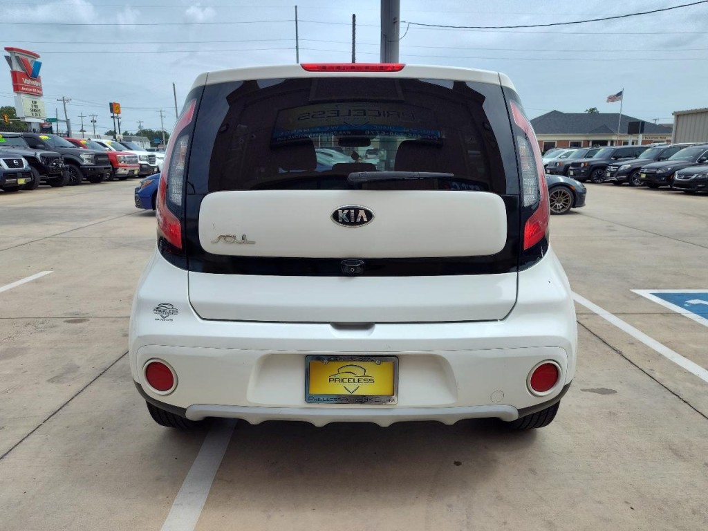 2019 Kia Soul Image 5