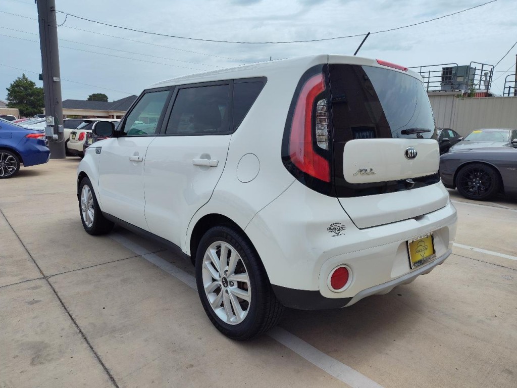 2019 Kia Soul Image 6