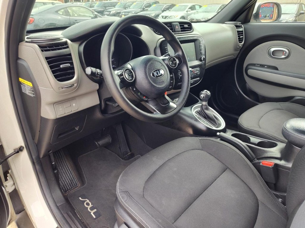 2019 Kia Soul Image 14