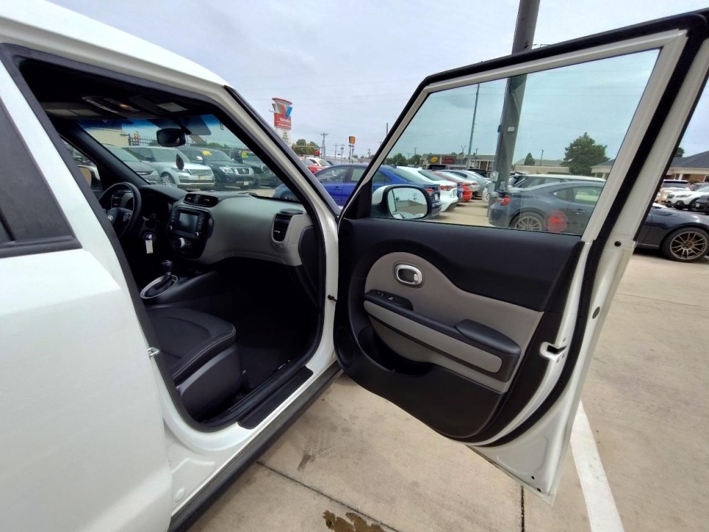 2019 Kia Soul Image 40
