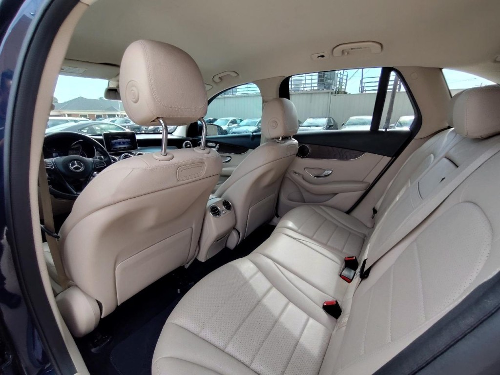 2019 Mercedes-Benz GLC-Class Image 28