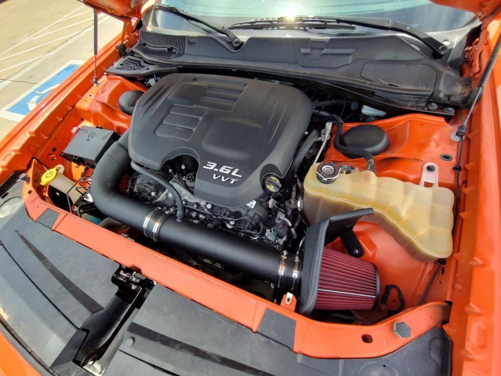 2021 Dodge Challenger Image 13