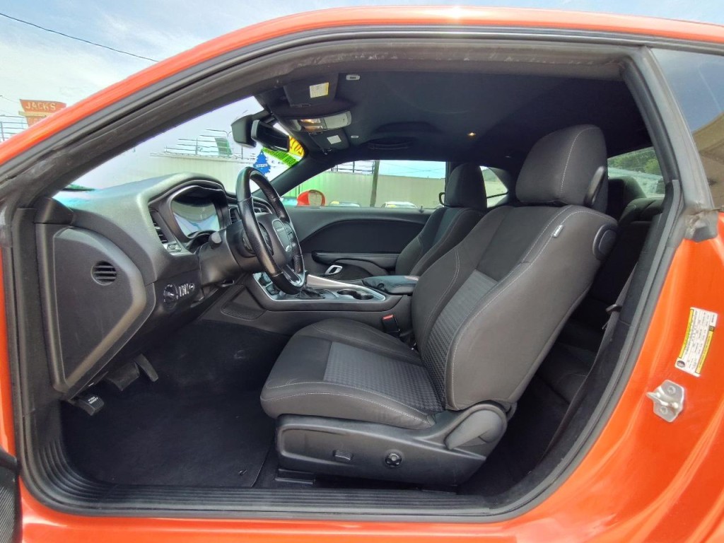 2021 Dodge Challenger Image 14