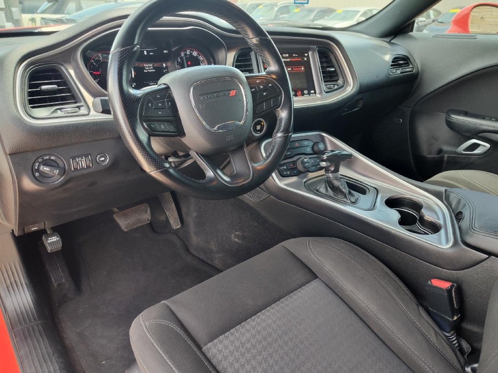 2021 Dodge Challenger Image 16