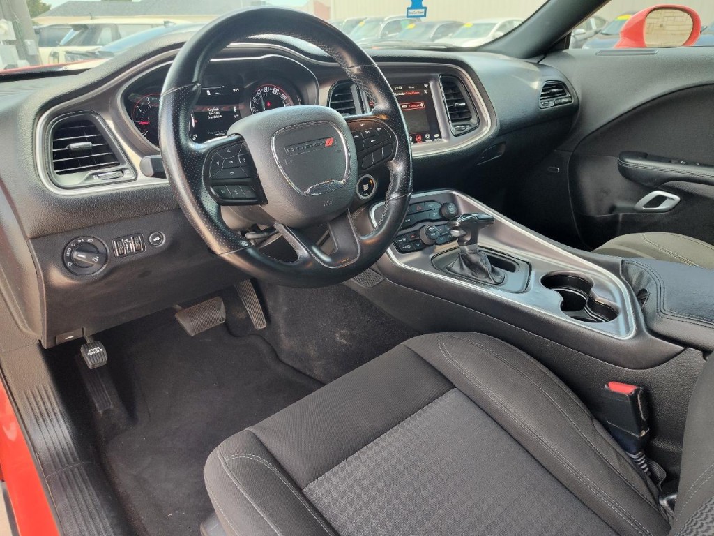2021 Dodge Challenger Image 17