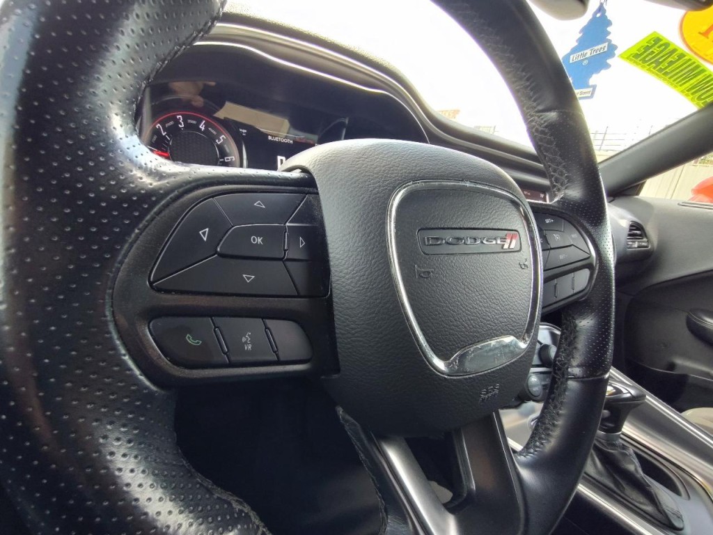 2021 Dodge Challenger Image 19