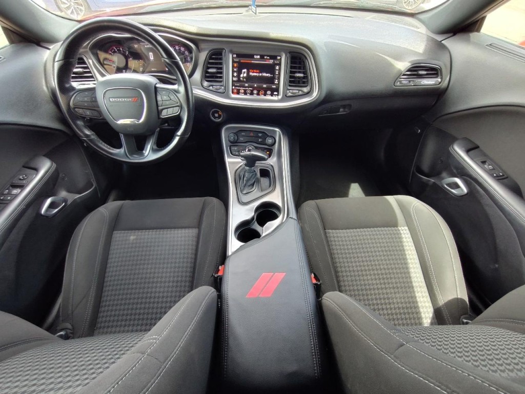 2021 Dodge Challenger Image 35