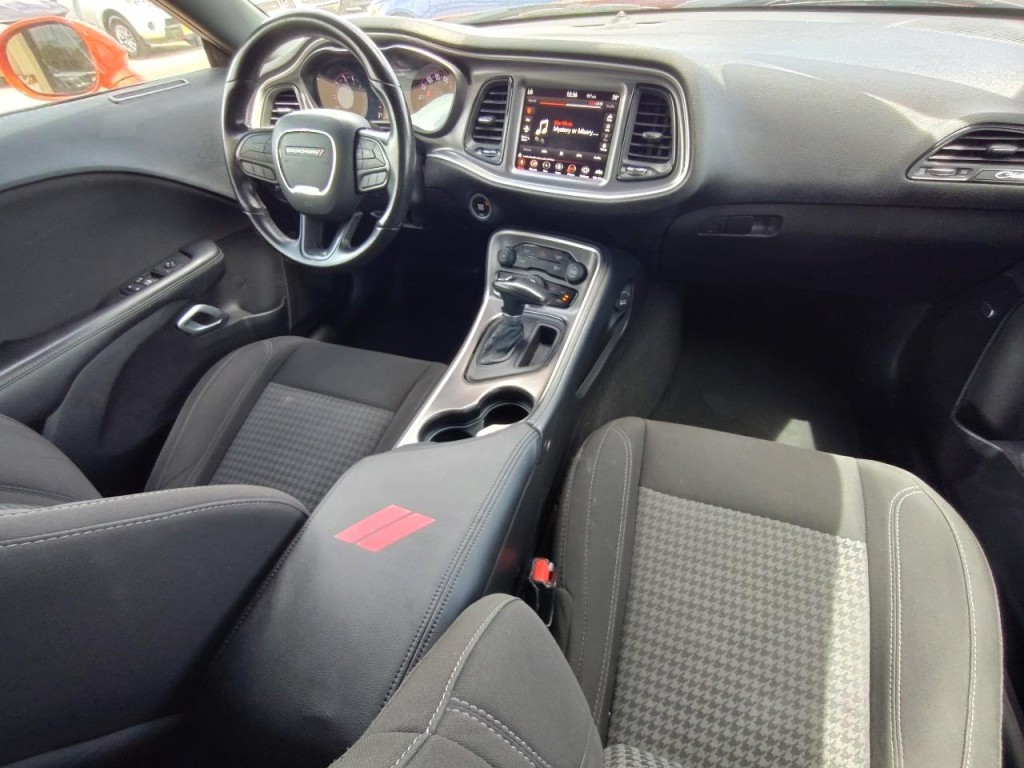 2021 Dodge Challenger Image 37