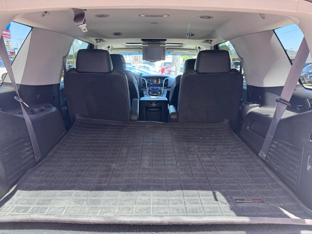 2015 Cadillac Escalade Image 54