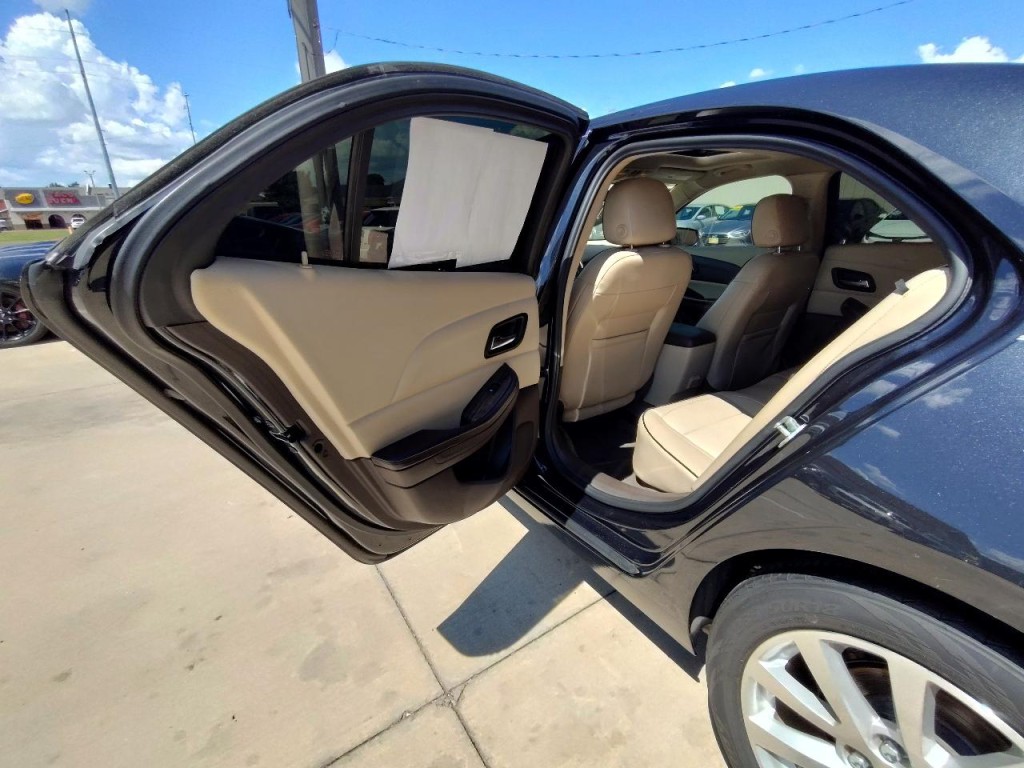 2015 Chevrolet Malibu Image 28
