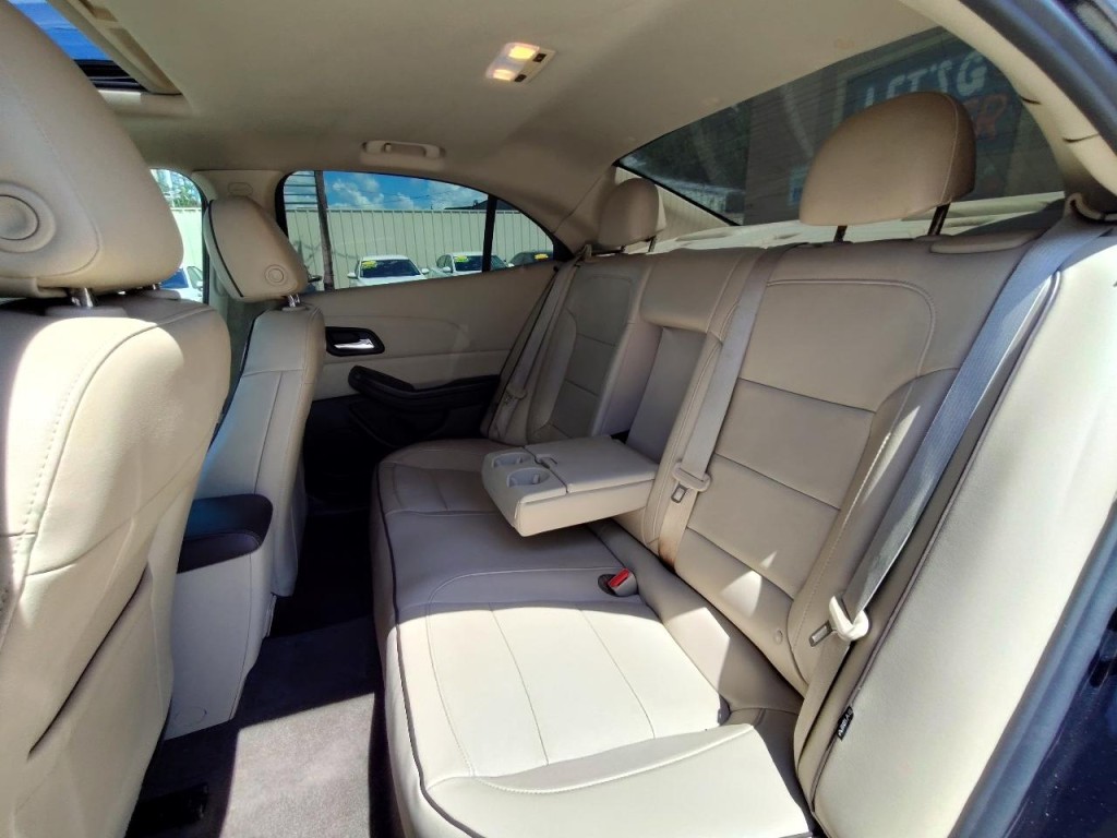 2015 Chevrolet Malibu Image 30