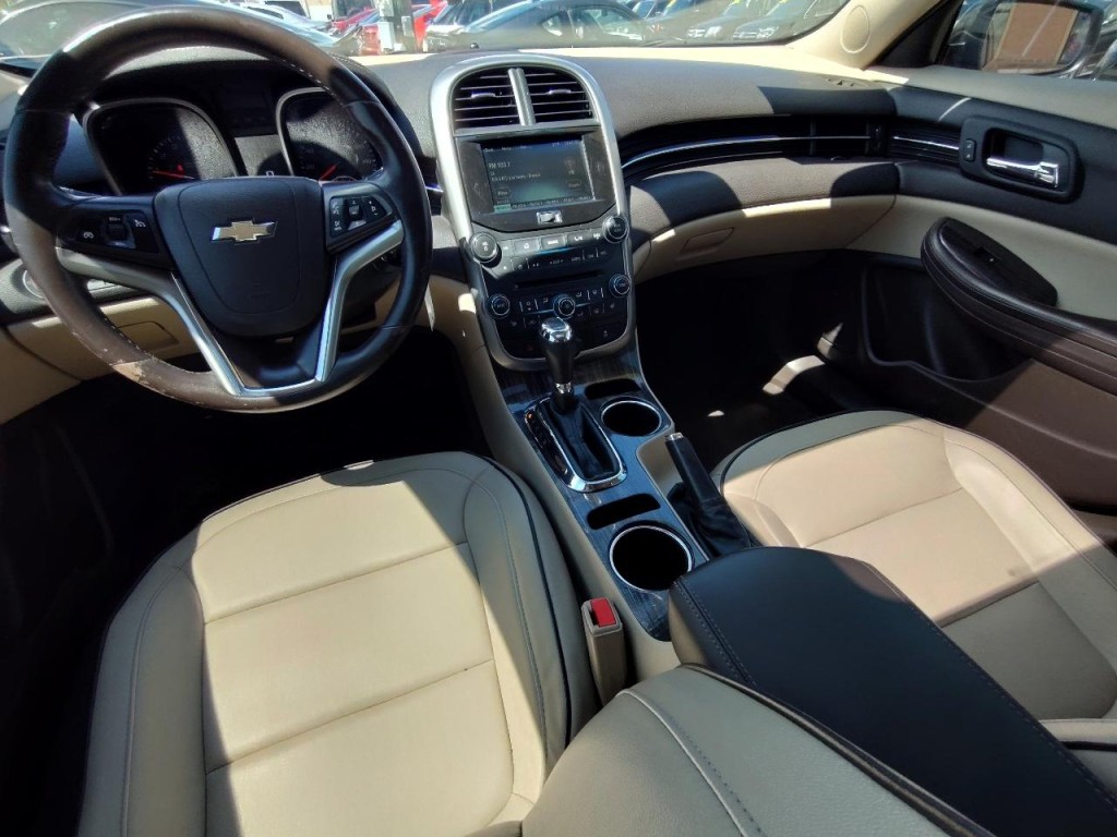2015 Chevrolet Malibu Image 35