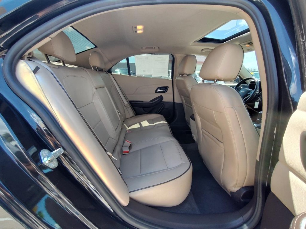 2015 Chevrolet Malibu Image 37