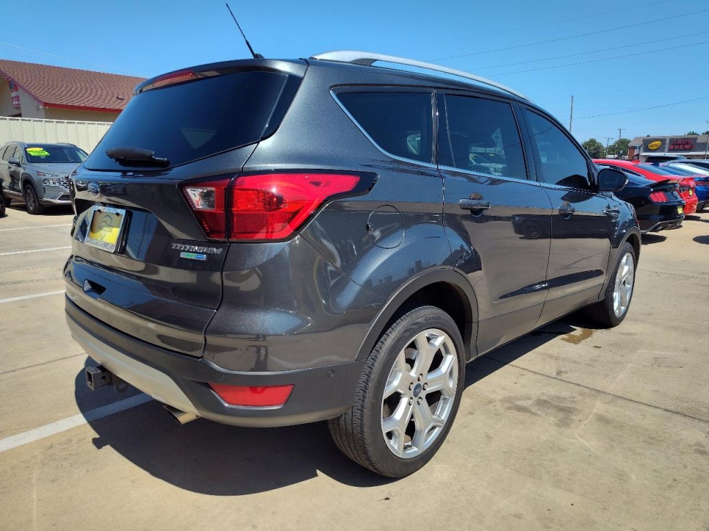 2019 Ford Escape Image 4
