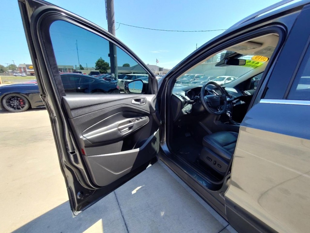 2019 Ford Escape Image 14