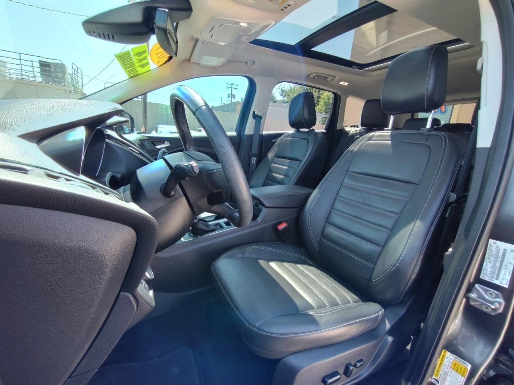 2019 Ford Escape Image 16