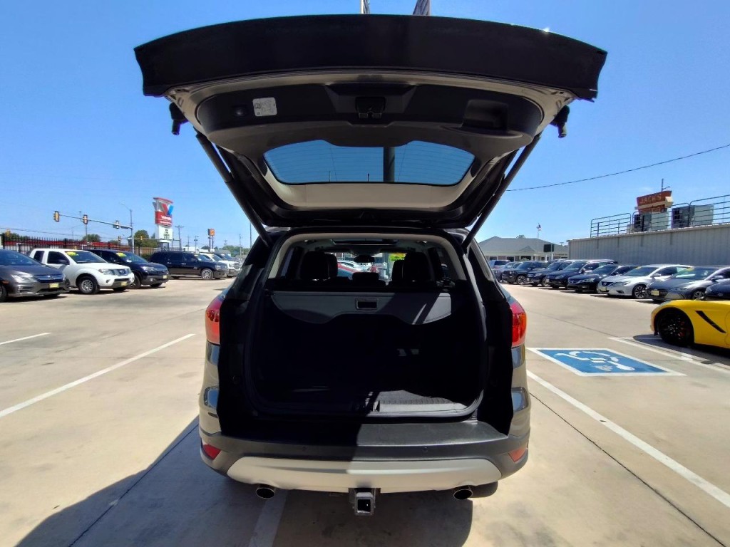 2019 Ford Escape Image 44