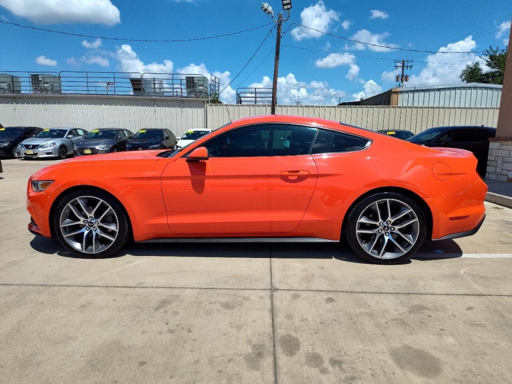 2015 Ford Mustang Image 7