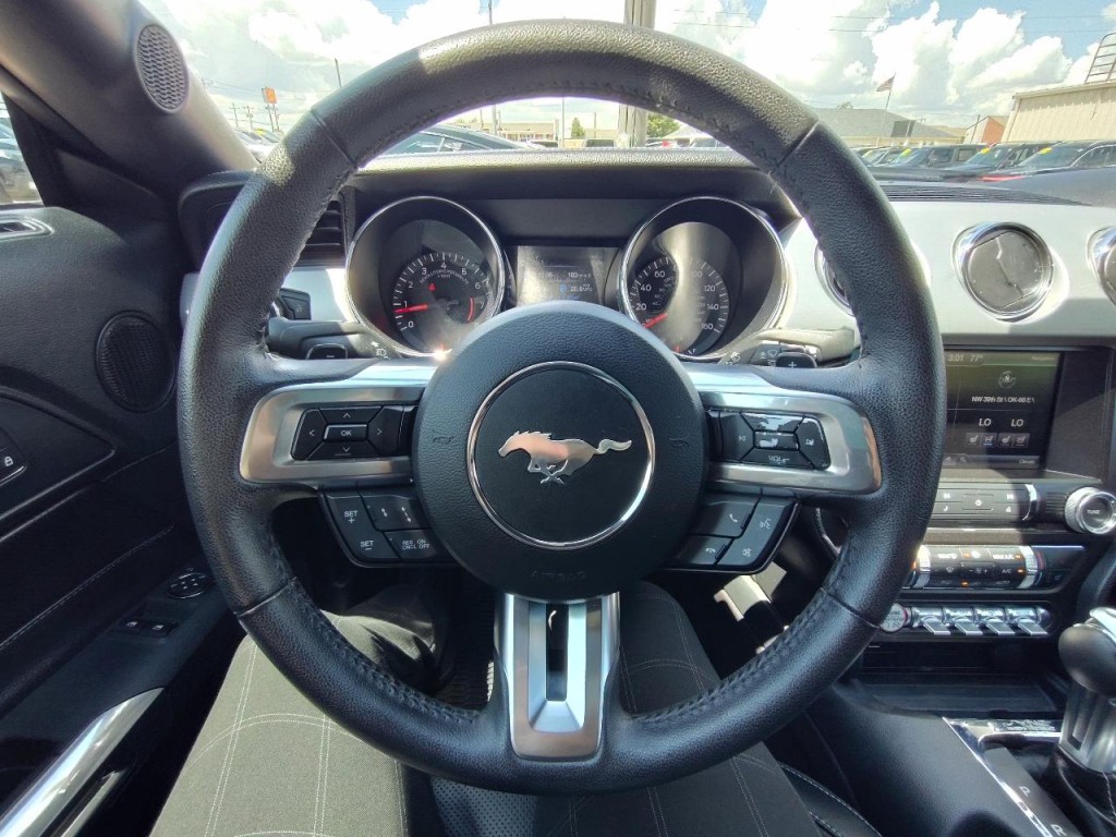 2015 Ford Mustang Image 17