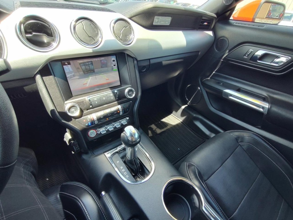 2015 Ford Mustang Image 20