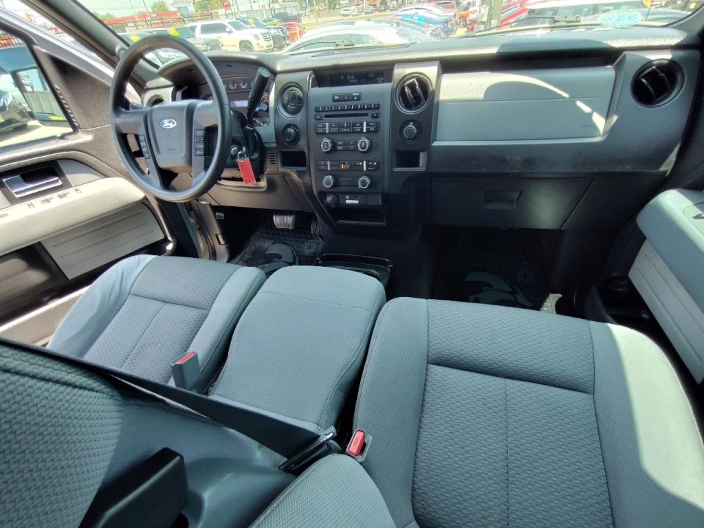 2013 Ford F-150 Image 33