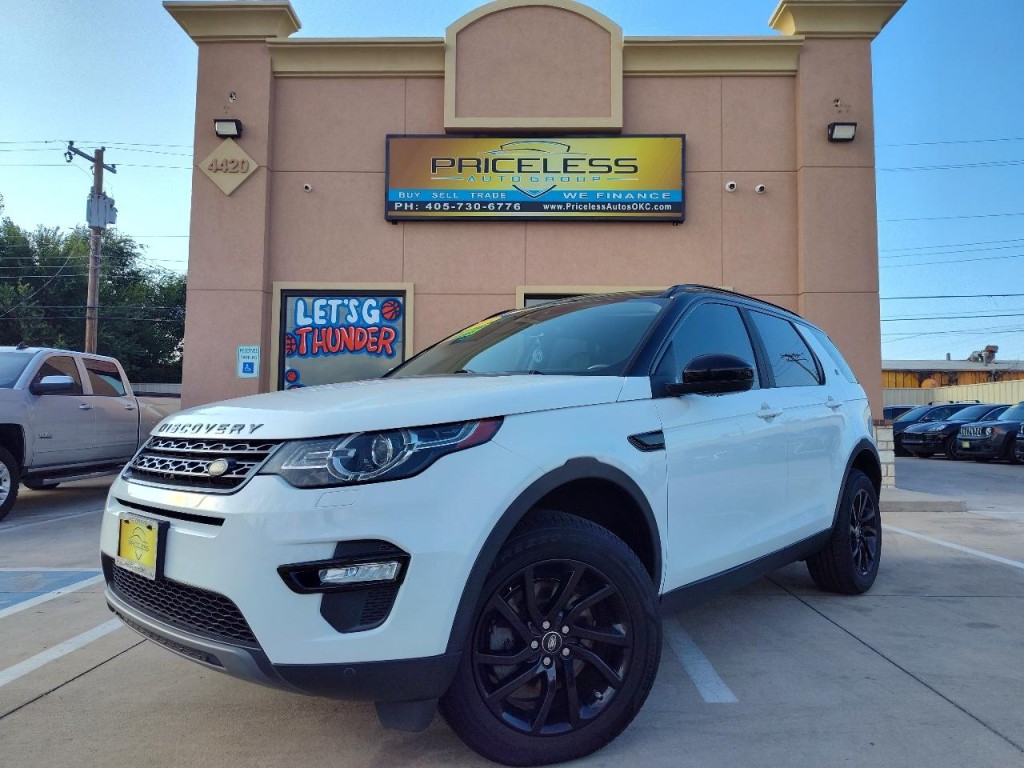 2018 Land Rover Discovery Sport Image 1