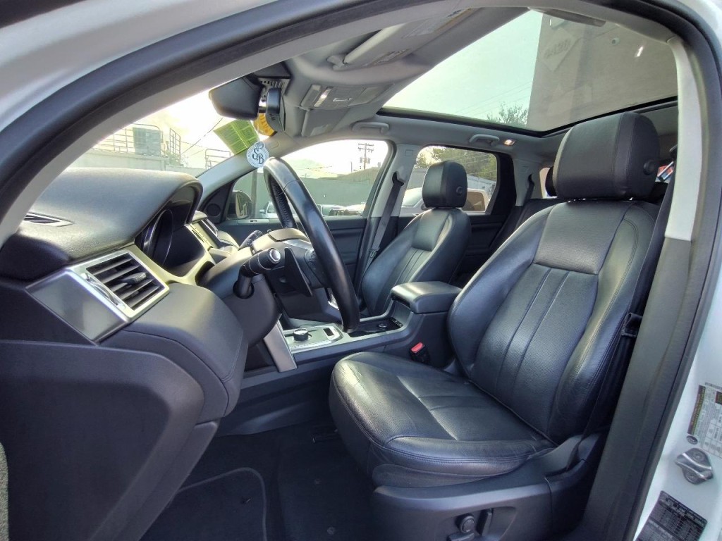 2018 Land Rover Discovery Sport Image 13