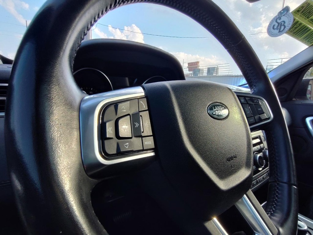 2018 Land Rover Discovery Sport Image 22