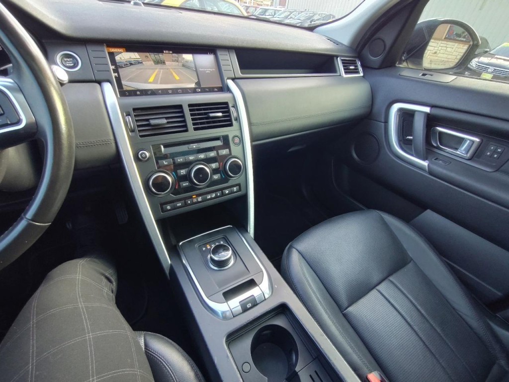 2018 Land Rover Discovery Sport Image 27