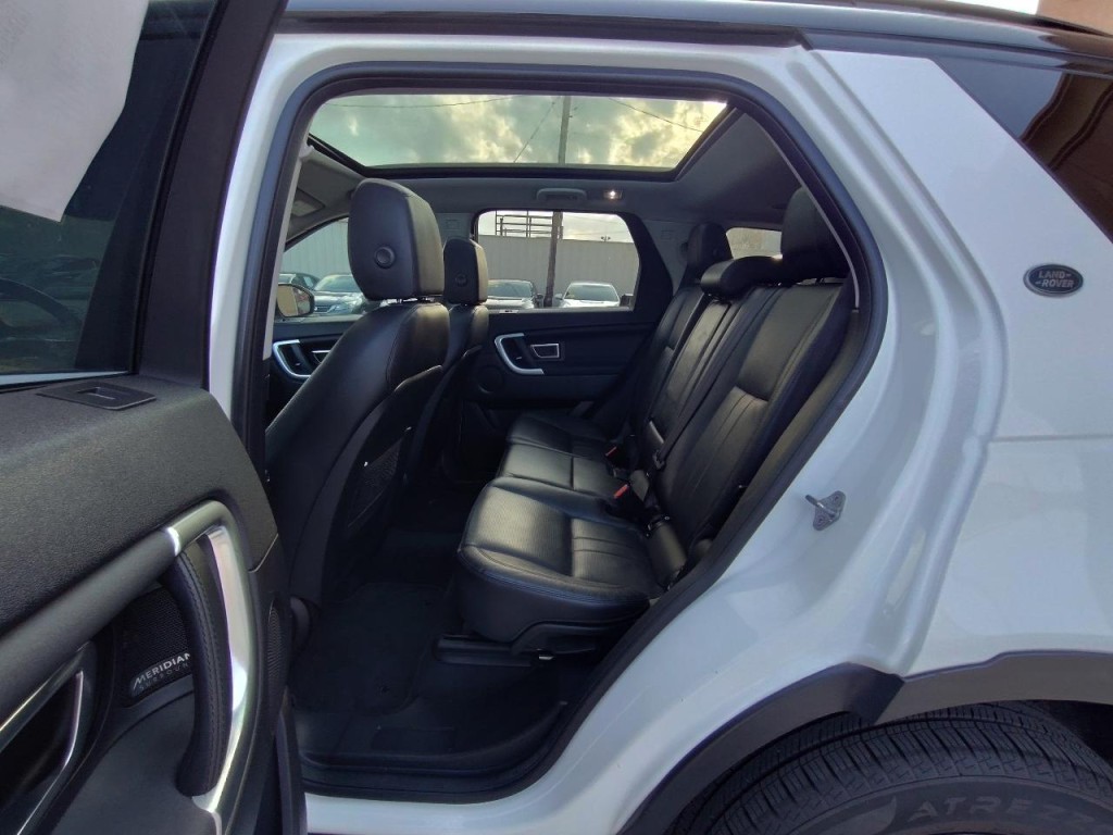 2018 Land Rover Discovery Sport Image 38