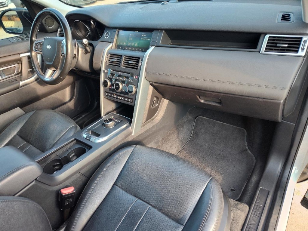 2018 Land Rover Discovery Sport Image 54