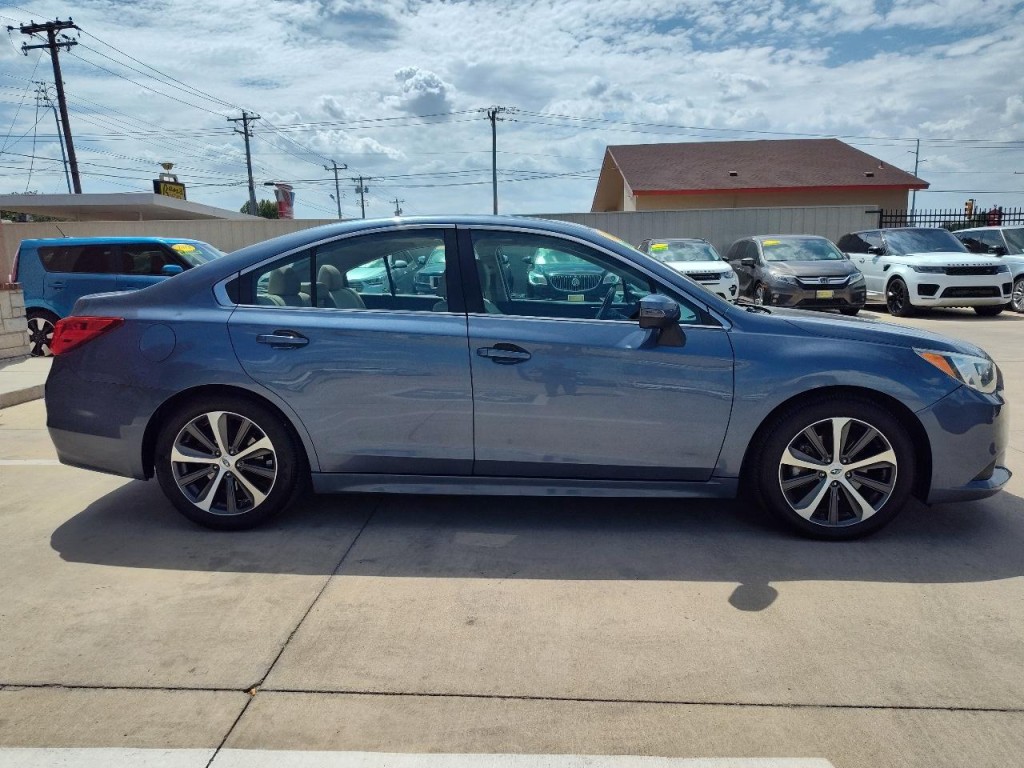 2015 Subaru Legacy Image 3