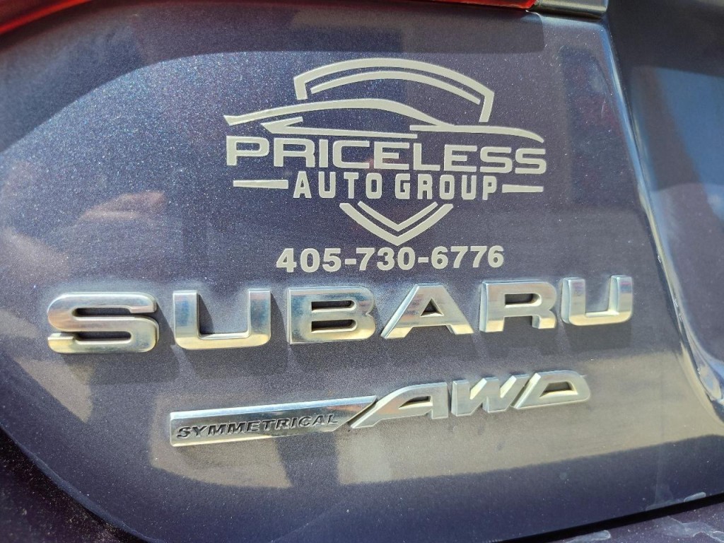 2015 Subaru Legacy Image 10
