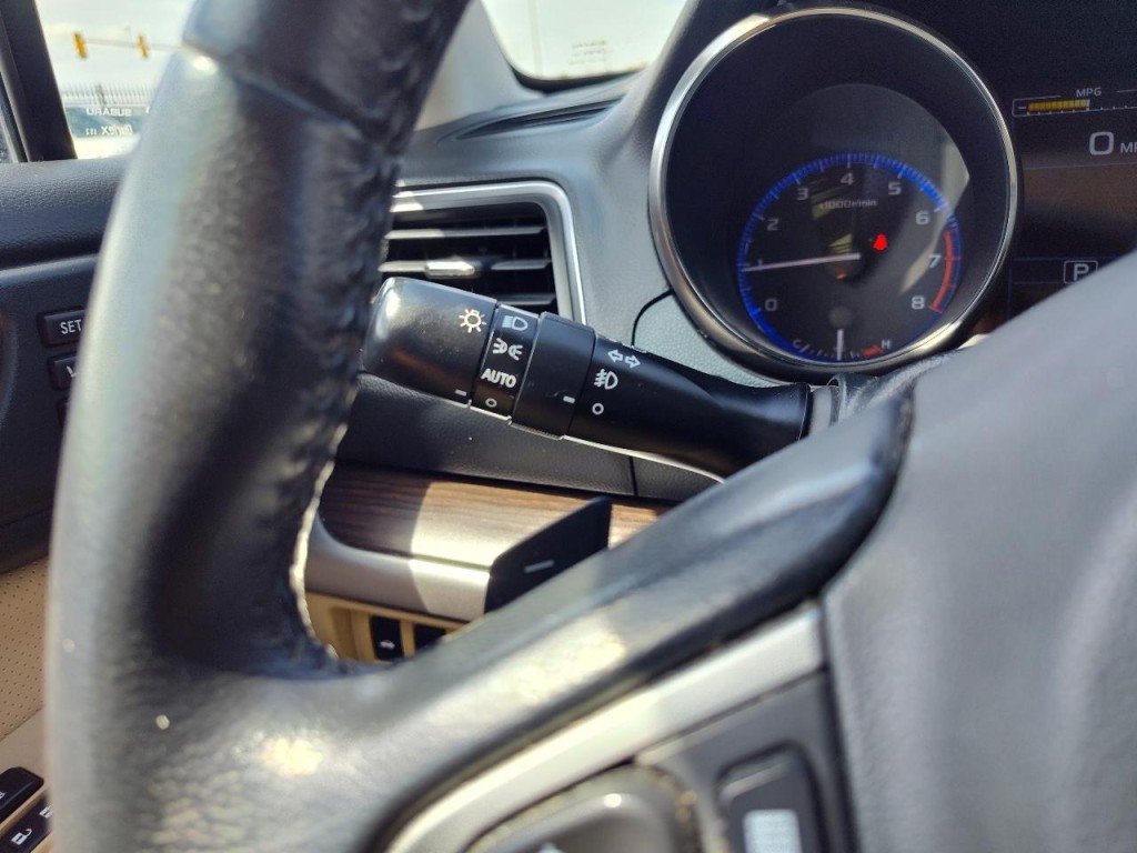 2015 Subaru Legacy Image 22
