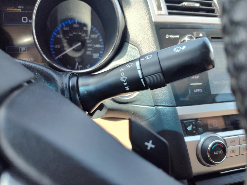 2015 Subaru Legacy Image 23