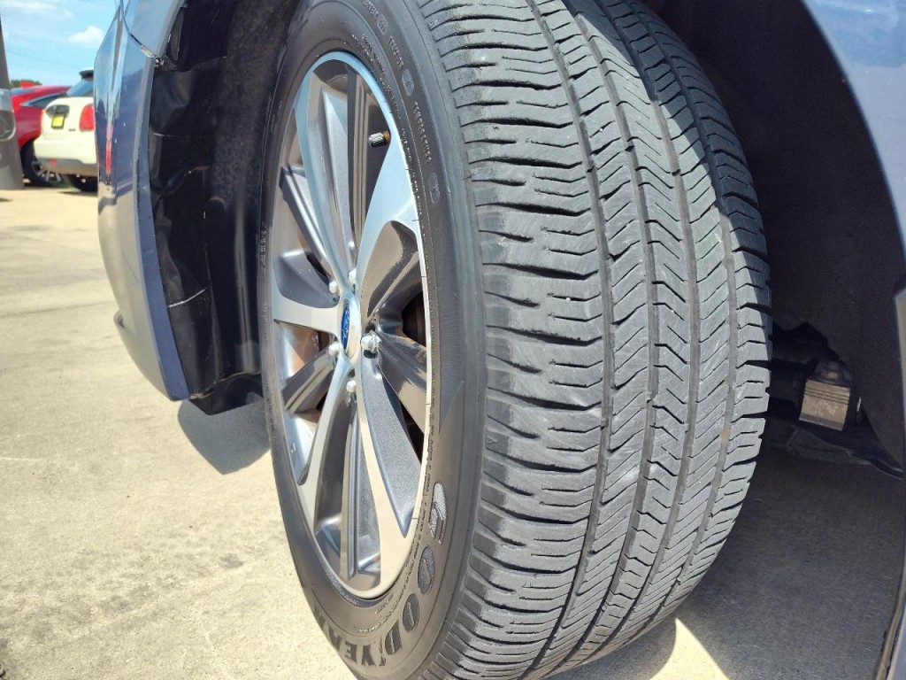 2015 Subaru Legacy Image 52