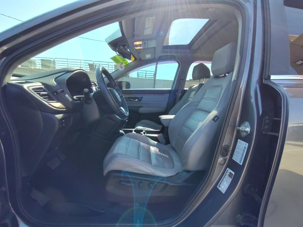 2017 Honda CR-V Image 16