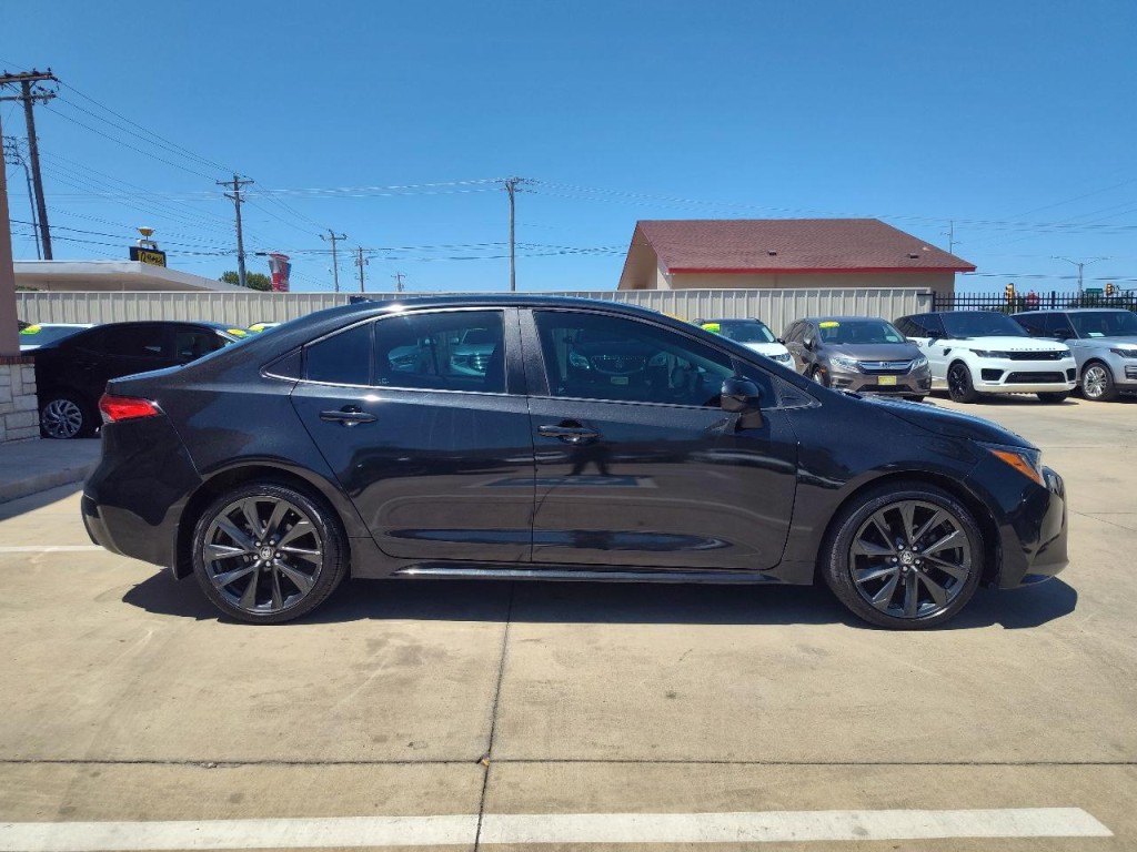 2022 Toyota Corolla Image 3